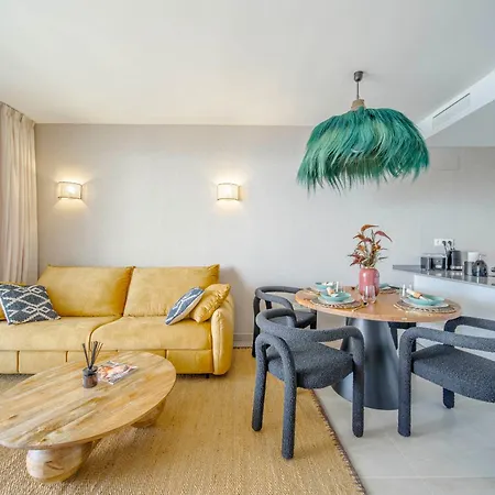 Lucy Sea View Fuengirola