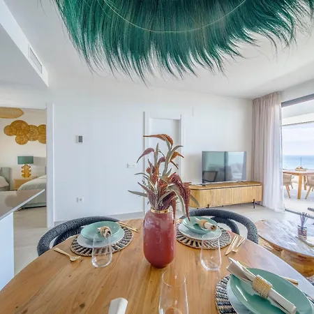 Lucy Sea View Appartement *